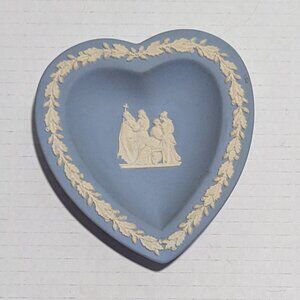 Wedgwood Jasperware Blue Heart Dish The Procession Relief